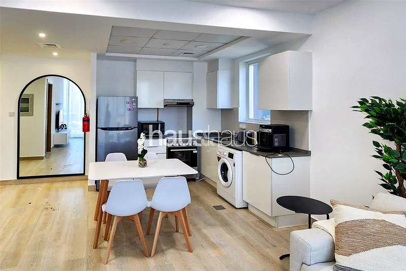 Bright Unit | Fully Furnished | High Floor63780354281859112