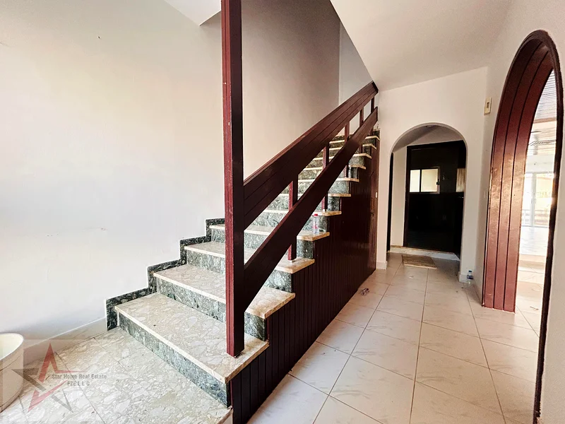 Cozy 3-BHK Villa// Maid room// Master bedroom// Centralised AC'GAS// Prime location// Ready to Move63812708080514113