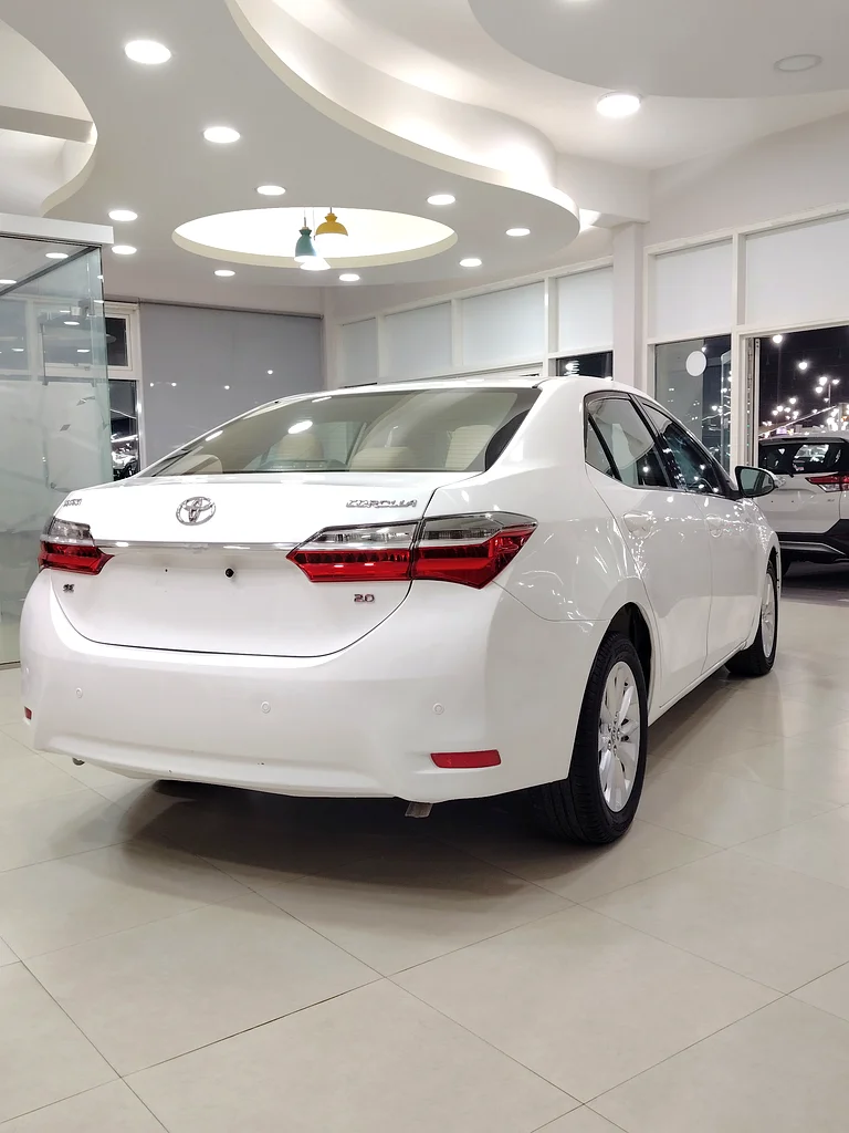 Toyota corolla 2.0 2018 GCC63699050625025112