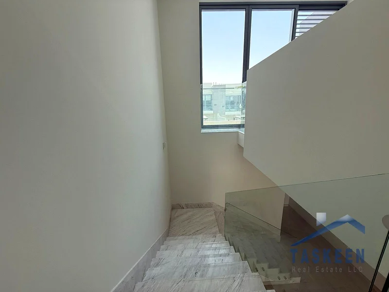 Spacious 3BR + Maids63725182669314114