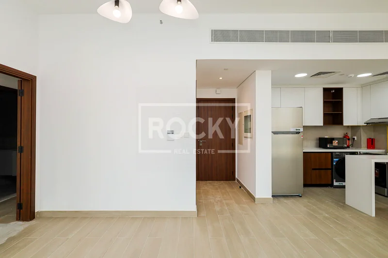 Lavish 2 Bedroom| Spacious Layout | Fitted Kitchen63778990569474113