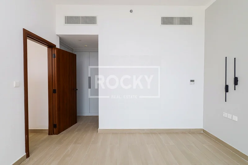 Lavish 2 Bedroom| Spacious Layout | Fitted Kitchen63778990569474112