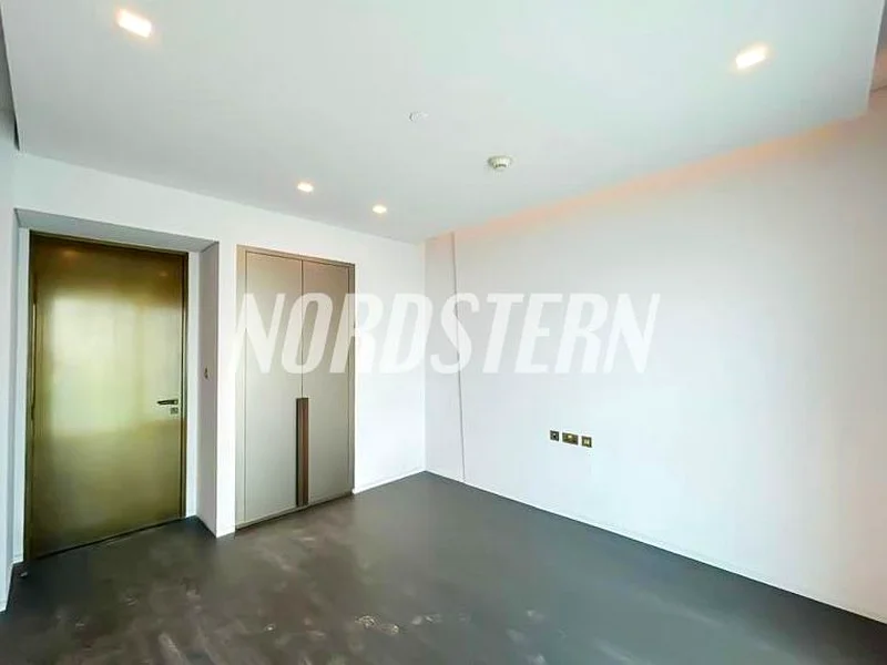 Soon Vacant | Luxury Unit | Water Views63777729009537113