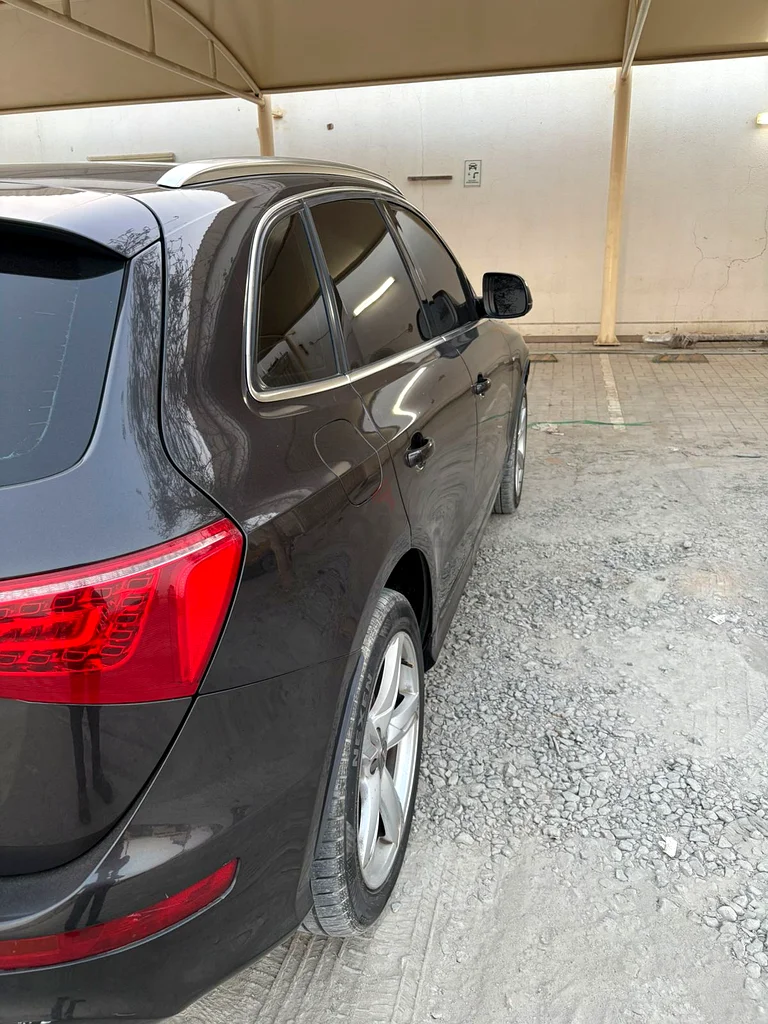 Audi Q563699036829186113