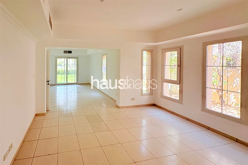 Lake Views | Large Plot | Close to Pool and Park63729126071553113