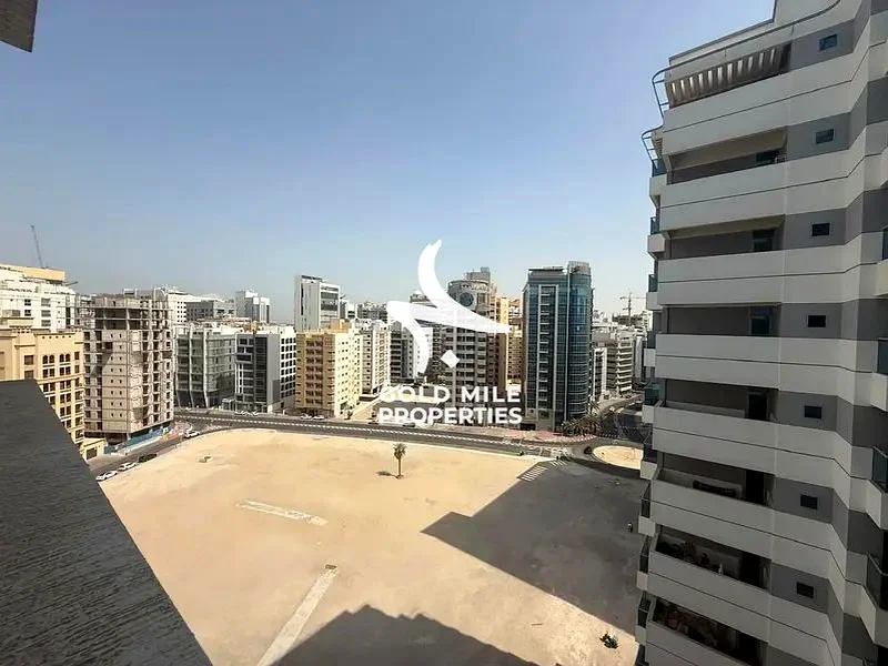شقة واسعة من 3 غرف نوم مع غرفة خادمة | مثالية للعائلات | بدون رسوم تبريد63743507987330113