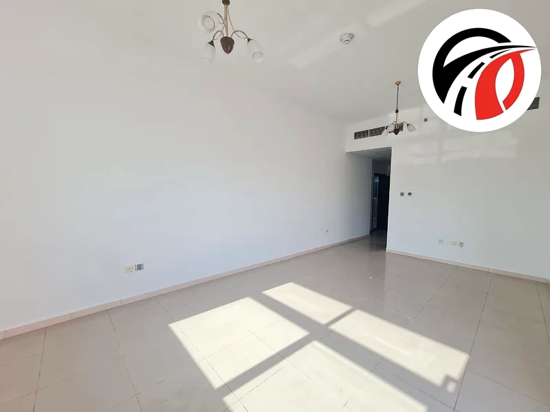 قريب من بوند بارك شقة من غرفة نوم واحدة متاحة الآن 5399063757853540611110