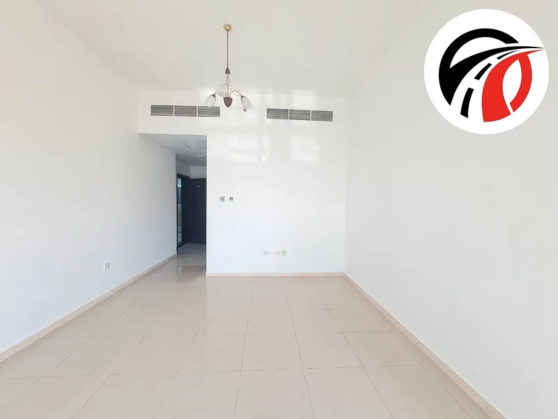 قريب من بوند بارك شقة من غرفة نوم واحدة متاحة الآن 5399063757853540611111
