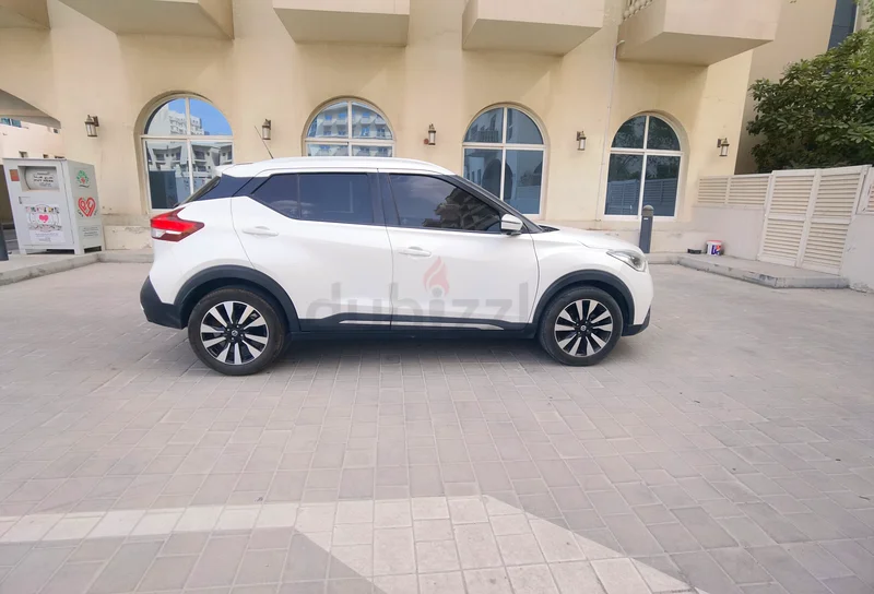 2019 NISSAN KICKS SL TOP GCC SPECS 1.6L63699058704643112