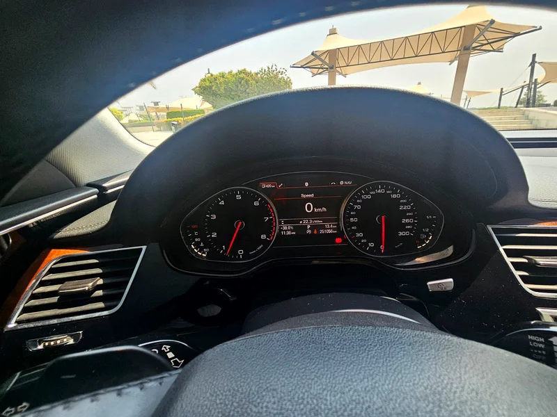AUDI A8 L 201463699036214273113