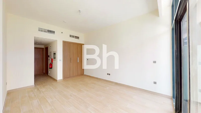 Large Layout | Bright Interior | Community View63803213052545111