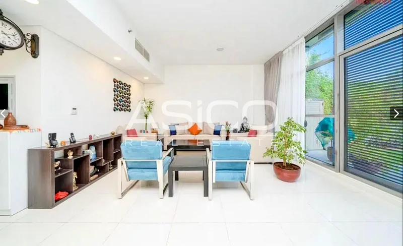 Podium Townhouse | Fully Upgraded | Prime Location63972218170883112