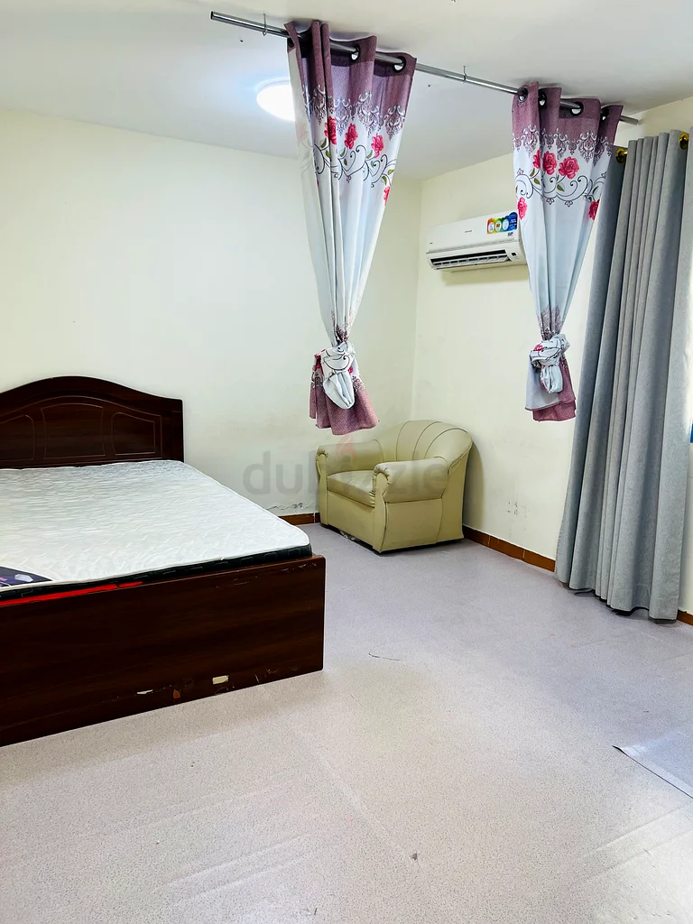 Room for rent (Only for working couple or two ladies) close to Rigga metro63795945928322110
