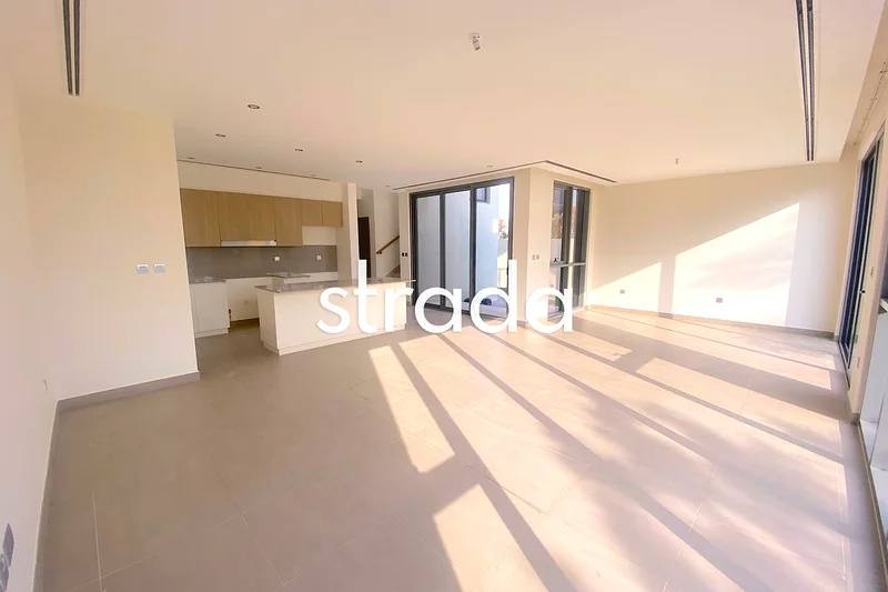 Single Row | Immaculate | Vacant Now63761439917313113