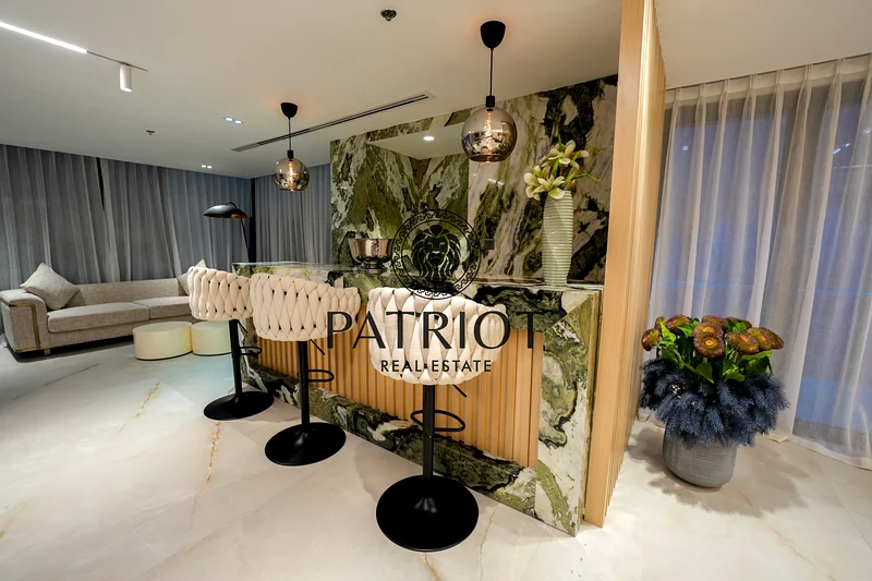 Ultra Luxury | 4 bedroom Penthouse | Fully Furnished |63987759224834113