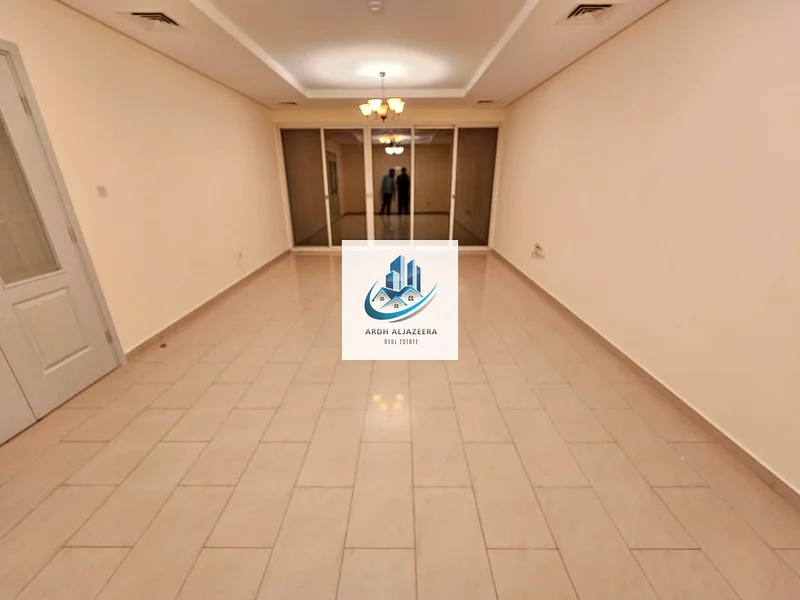 نادي صحي من فئة الخمس نجوم وبناء بدون مبرد 2BHK بسعر 58K مع شرفة وخزائن مقابل مركز الصحراء، النهدة، الشارقة، اتصل بأمير63707049967233110