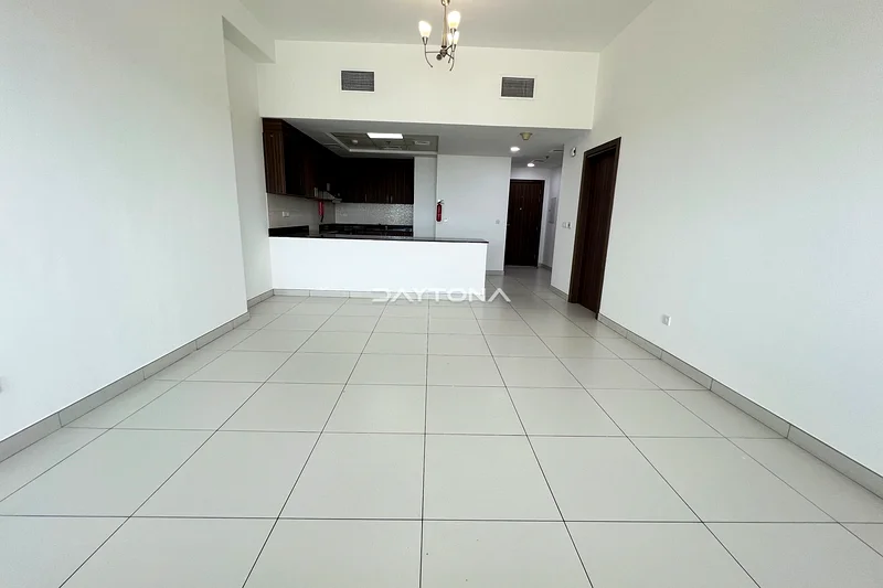 غرفة نوم واحدة + غرفة دراسة كبيرة | مثل شقة من غرفتين نوم | جاهزة للانتقال63731272944771113
