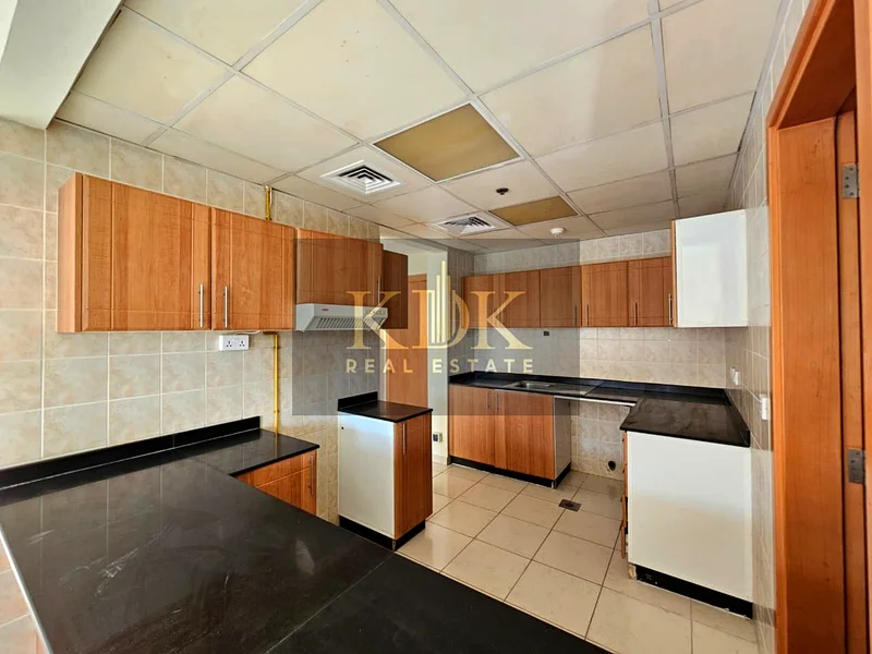 Spacious 2 Br | Prime Location | Vacant63788032553857114