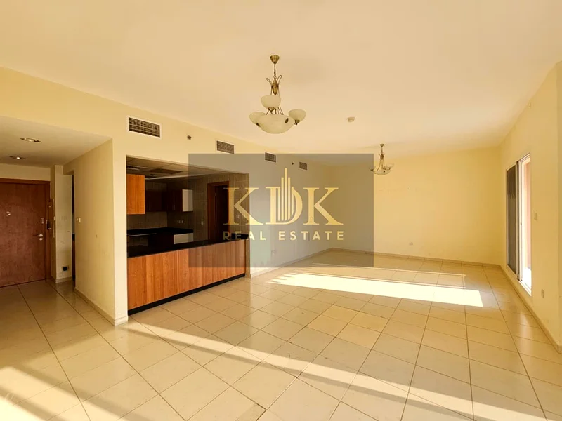 Spacious 2 Br | Prime Location | Vacant63788032553857112