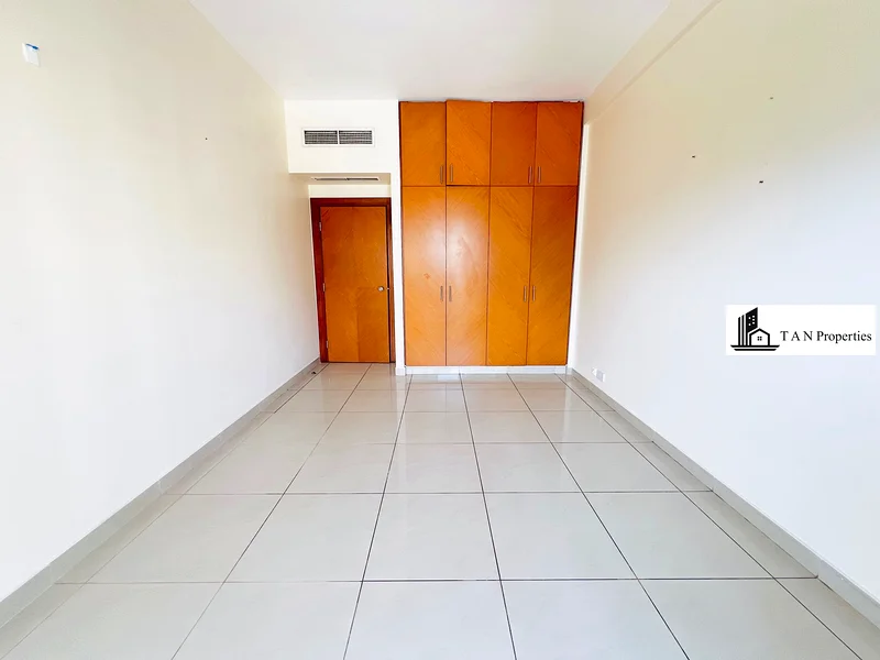 Spacious 3BHK Apartment | With Balcony | Prime Location63768050265987114