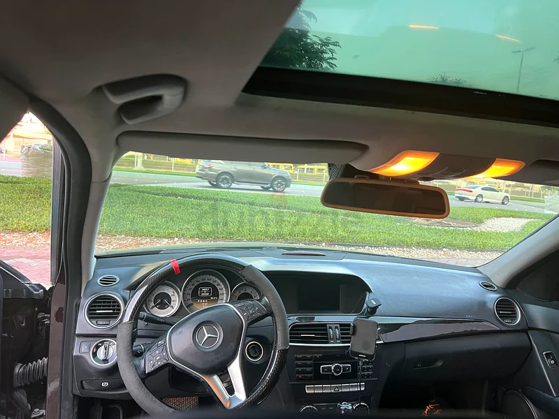 Mercedes c200 GCC63700467302914110