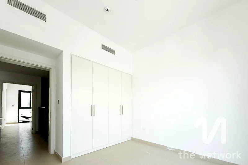 Well Maintained | 3BR + Maids | View Today63727028072707113