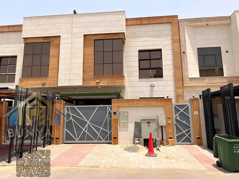 🔑 Code 131 | Townhouse for Rent in Al Yasmeen – 4 Master Bedrooms + Majlis + Living Room + Spacious Rooftop – Next to Sheikh Mohammed Bin Zayed Road63718289207169112
