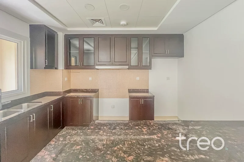 Vacant Now | Type C | Great Condition63725465206787114