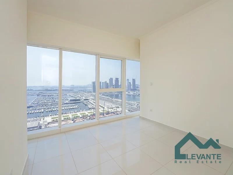 Spacious Living | Stunning Palm View | Vacant Now63777728807042112