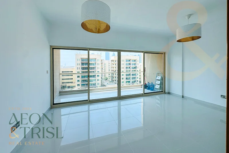 Fresh Upgraded | Extremely Well Kept| 2BHK63726753120002111