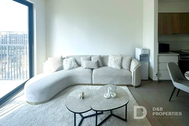 Beautifully Furnished | Park Access | Great Layout63754524882434112