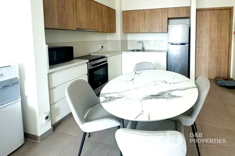Beautifully Furnished | Park Access | Great Layout63754524882434114