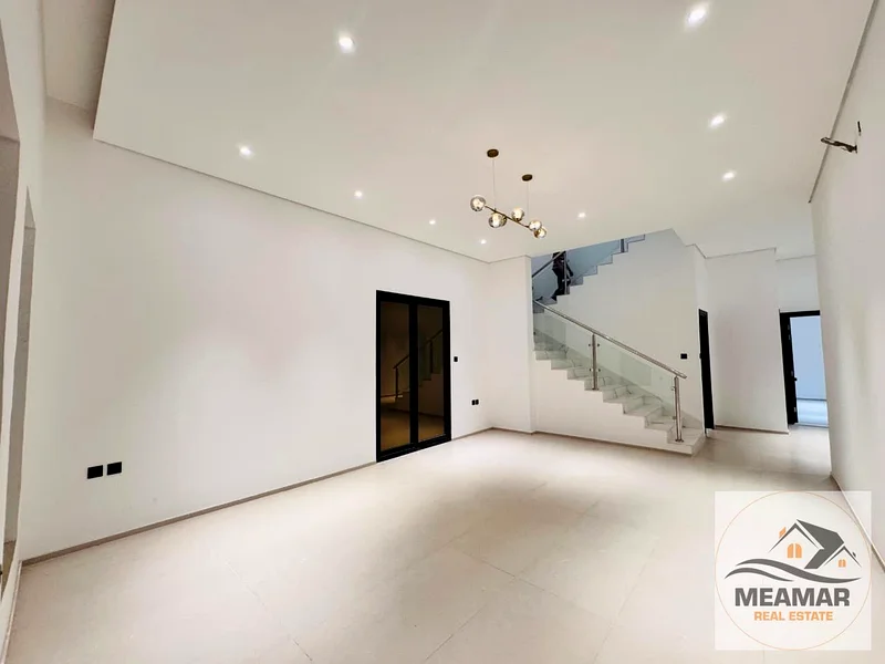 Villa for sale directly from the owner, including registration and ownership fees, 100% bank financing63910644867458112