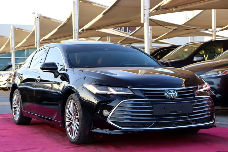 Toyota Avalon Limited / 2022 / GCC/ Low Mileage / Full option63699048924419111