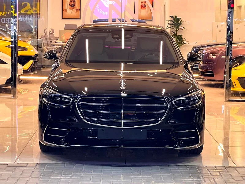 MERCEDES BENZ S 580 MODEL 2023 IN EXCELLENT CONDITION 17000 KM63699044958979112