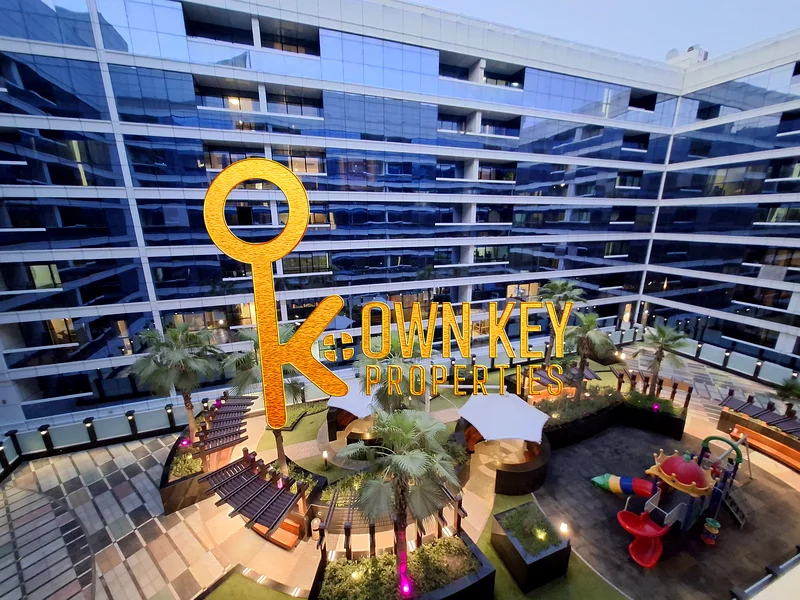 Spacious | 0% Comission | Great Location63768341437825112