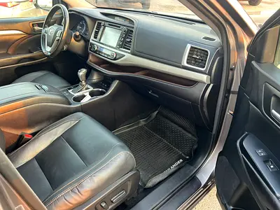 صورة مصغرة 13 لـ 2017 Toyota HIGHLANDER