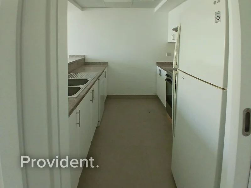 Top Floor | Upgraded | Appliances Included63726753024515113