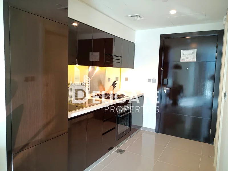 Vacant | Elegant Furnished | Prime Location63792359980034114