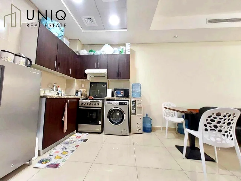 Studio with Huge Balcony | Community View63918882872963114