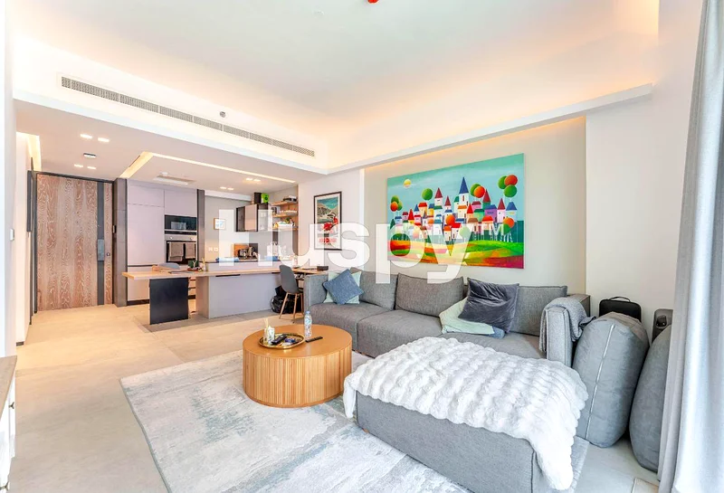 Exclusive | Unfurnished | Park View63756383583874110