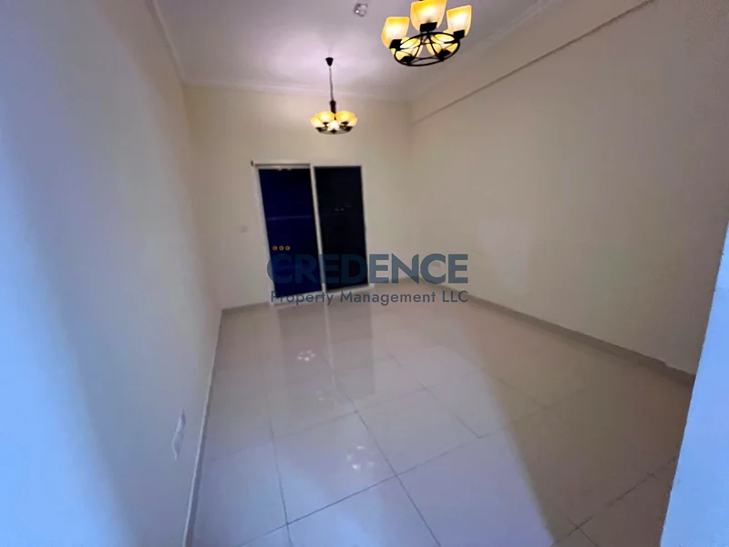 تصميم كبير | تم تجديده حديثًا | طابق عالي63742472041347114