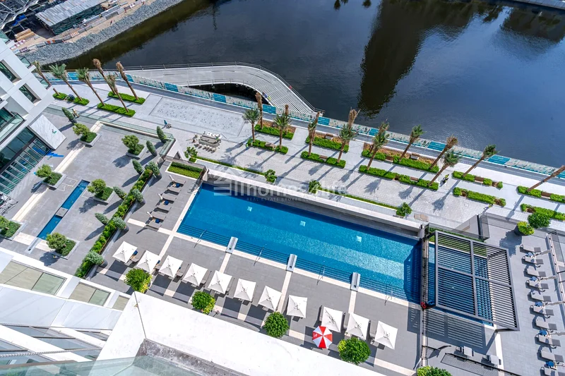 Luxurious | Elegant | Beach and Canal View64026611039490111