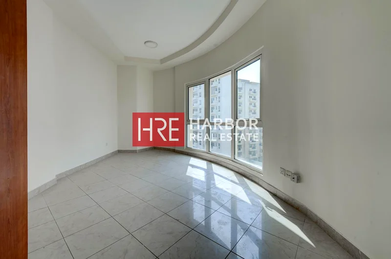 Luxury Living | Spacious Unit | Prime Location63997064577283114