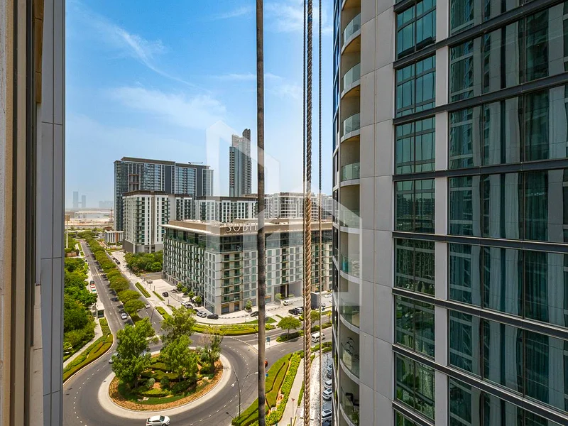 Vacant | Fully Furnished | Creek View64016294059907110