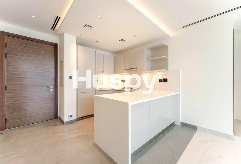 Low Floor | With Maids | Open Layout63758156636675114