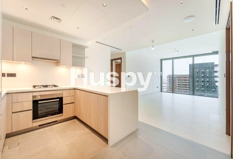 Low Floor | With Maids | Open Layout63758156636675112