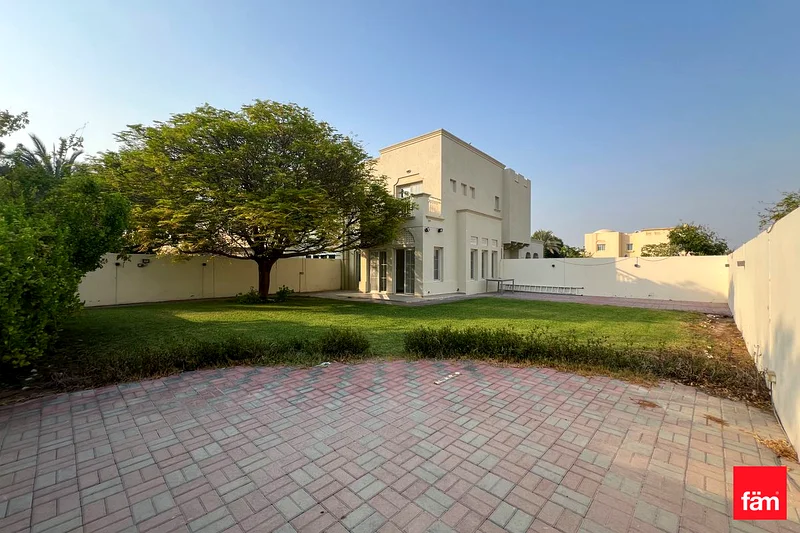 زاوية أنا قمت بترقيته أنا شاغر أنا غرفة دراسة أنا 3E63729025951873110