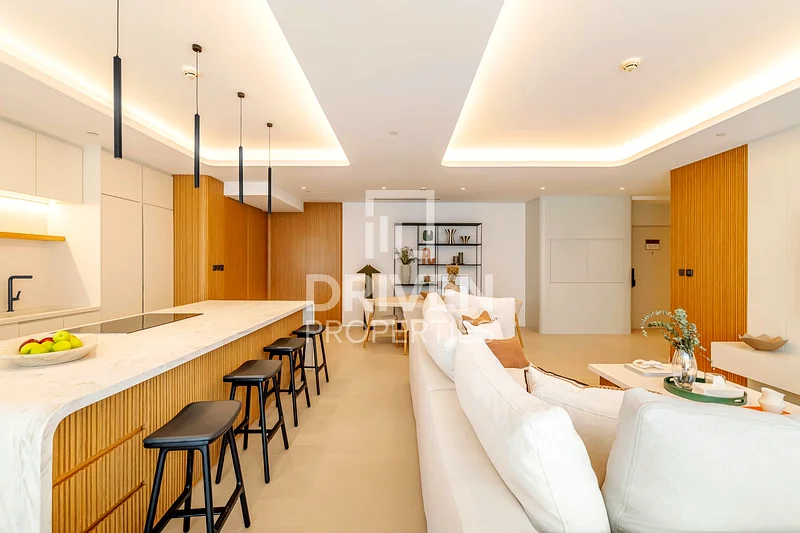 Ready to Move In | Fully Upgraded and Furnished63948478306051112