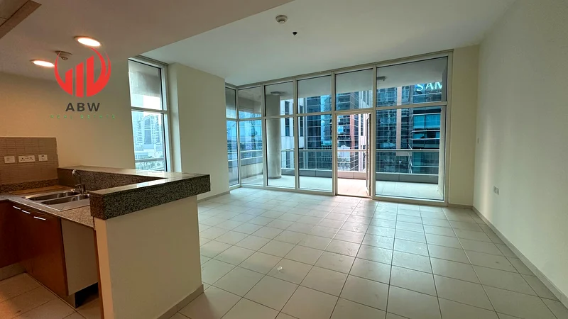 Prime Location | Vacant | Spacious Layout63798416157698113